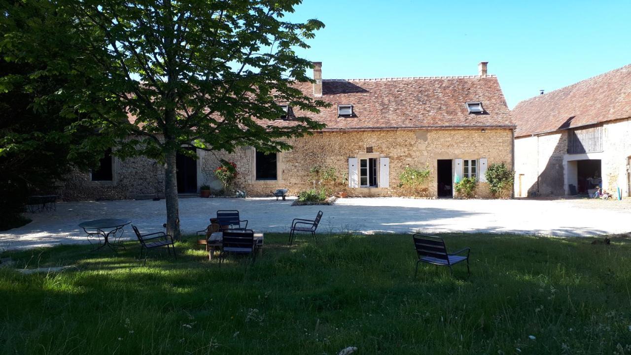 Hotel La Planque En Perche Bellou-le-Trichard Esterno foto