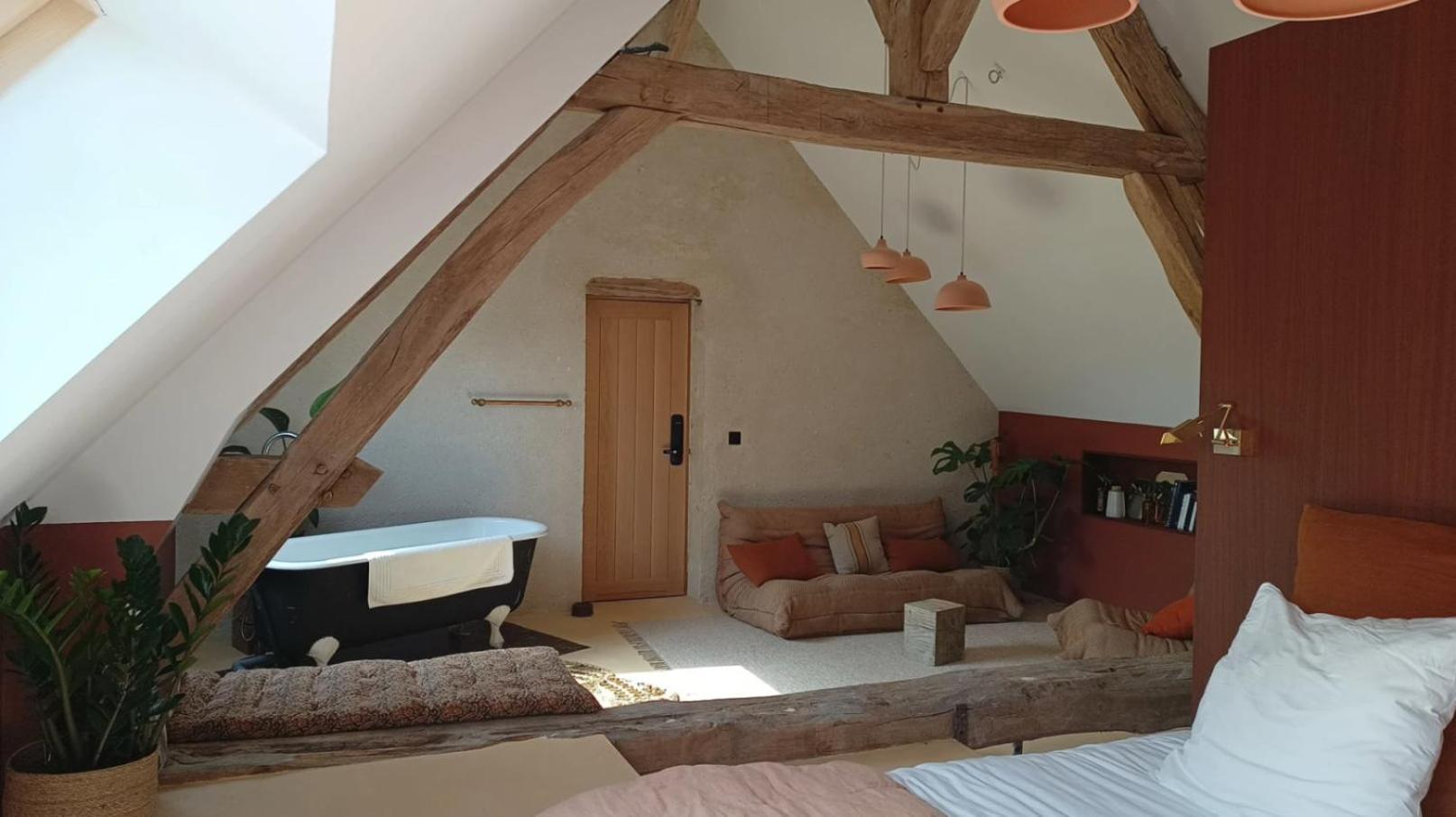Hotel La Planque En Perche Bellou-le-Trichard Esterno foto